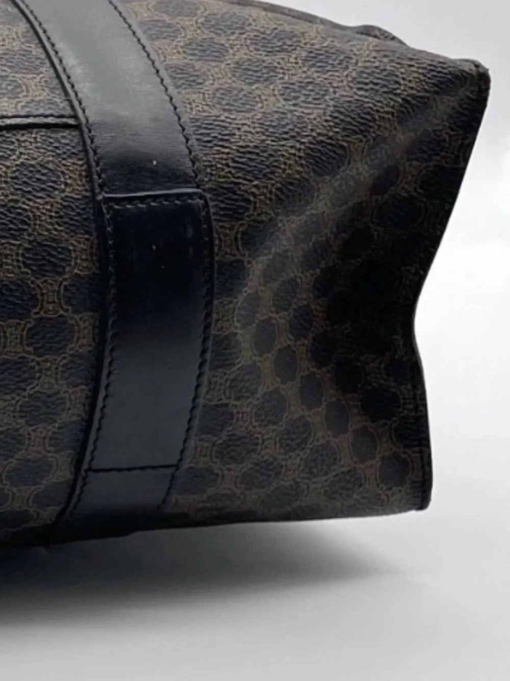 Celine shoulder inch
